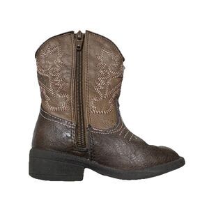Target Size 6 brown Side-zip up toddler cowboy boots Play Condition- Flaking